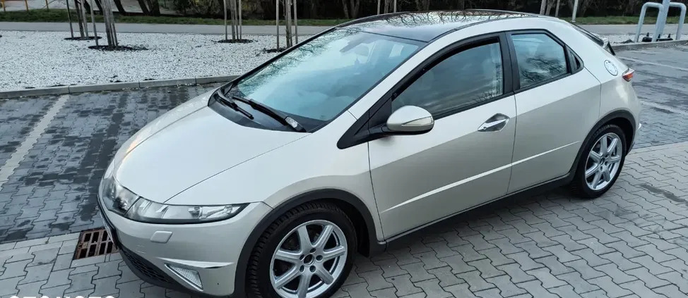 samochody osobowe Honda Civic cena 16999 przebieg: 230300, rok produkcji 2007 z Swarzędz